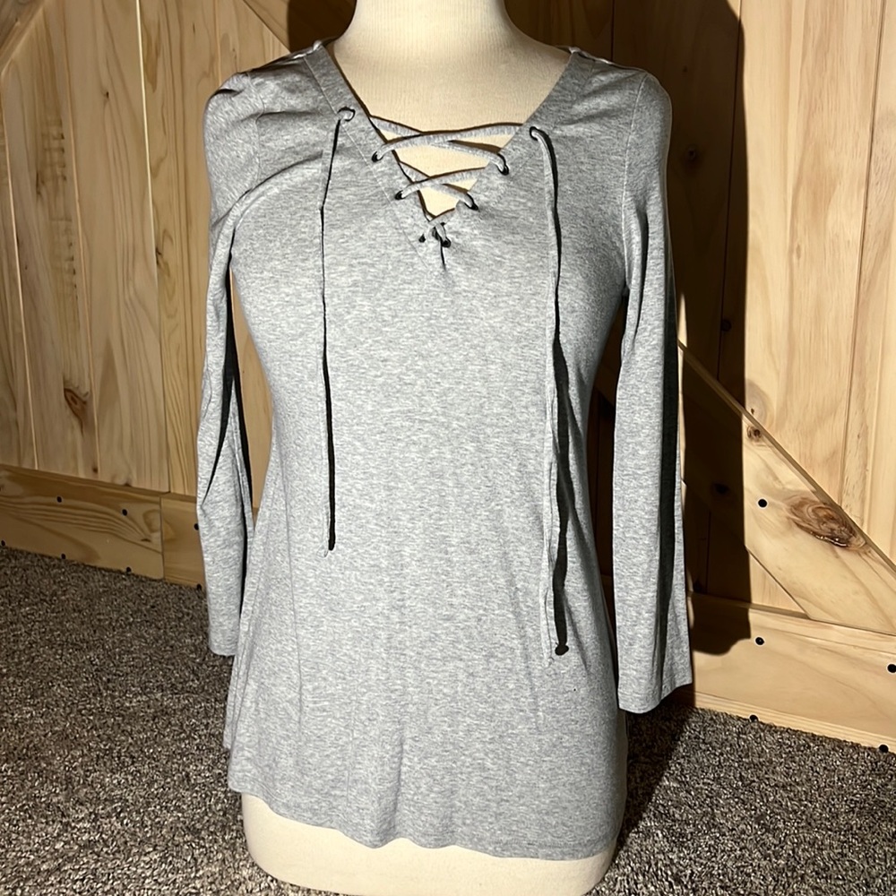 Womens 3/4 Sleeve Top M